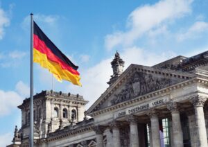 Foto di Berlino con la bandiera tedesca
