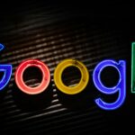Immagine della scritta Google con dei led.